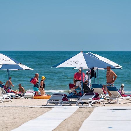 Moonlight Mamaia Apartments Exteriér fotografie