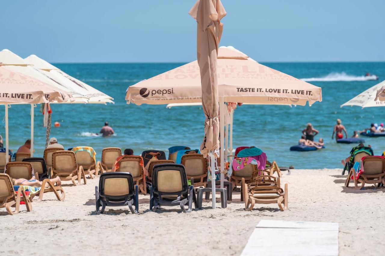 Moonlight Mamaia Apartments Exteriér fotografie